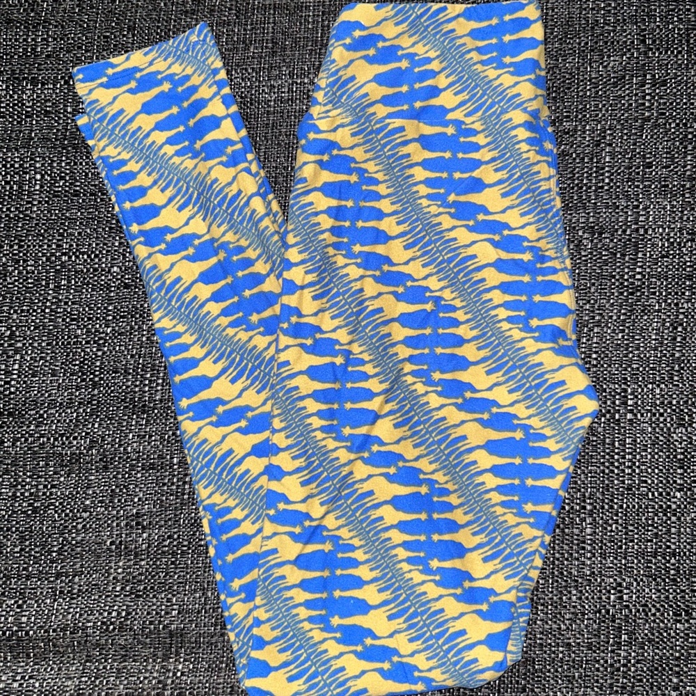 LuLaRoe Giraffe Pattern Leggings